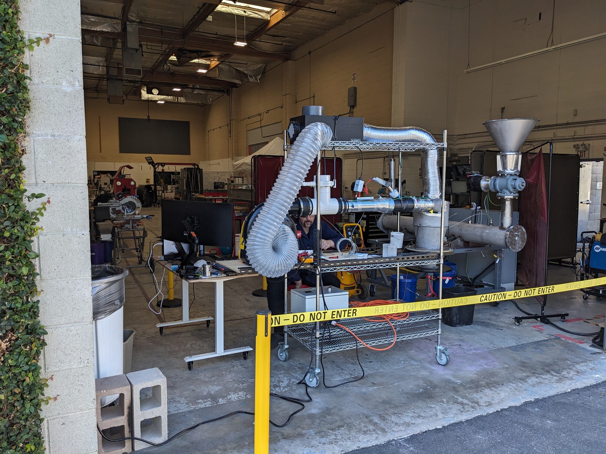 Rig positioned in the shop bay