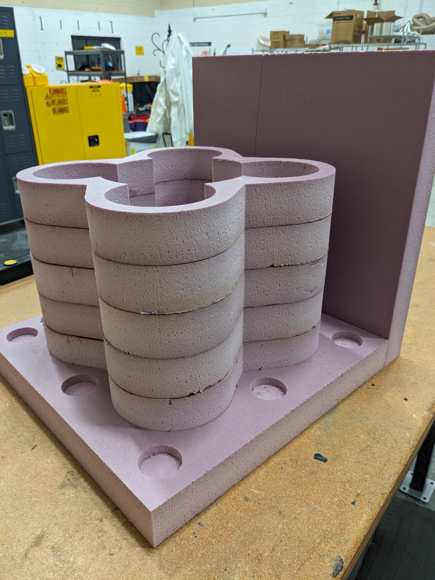 Stacked foam rings forming the quatrefoil core
